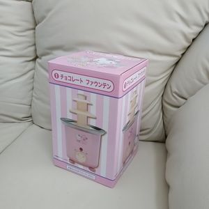 Sanrio Hello Kitty chocolate fountain